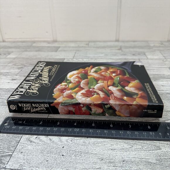 Vintage Paperback Weight Watchers Fast & Fabulous Cookbook Jean Nidetch 1985 WW - Picture 3 of 16
